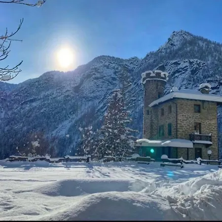 Il Castello Nel Bosco, Torrente Champorcher