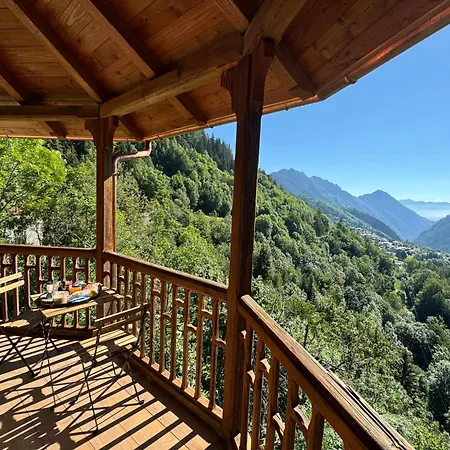 Il Castello Nel Bosco, Torrente Champorcher